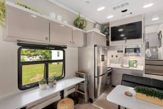 Waterfront Getaway, Dock Your Boat & Play! - Edgewater - 2