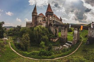 Affordable apartment close to the castle - Hunedoara - 0
