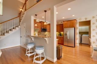 Waterfront Sherrills Ford Home with Pool and Boat Dock - Denver - 4