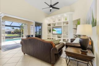 Freshwater Canal, Bicycles, Heated Pool - Casamigos - Roelens Vacations - Cape Coral - 6