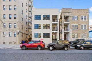 Beach Block Modern Penthouse 4BR 2BR Ocean Views - Atlantic City - 3