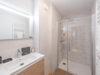 Appartement de Standing 6 Pers, Proche Centre, Terrasse Sud, Parking, Service Premium - FR-1-645-57 - Huez - 2