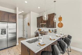 Red Mountain Retreat at Ocotillo Springs Resort 43 BRAND NEW HOME, Private Pool, & Hot Tub - Santa Clara - 1