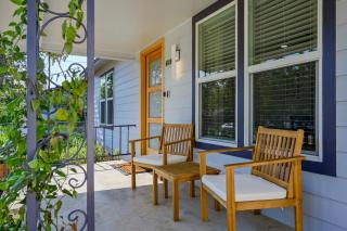 Artful Urban Bungalow Stylish Comfort in North Austin - Austin - 7