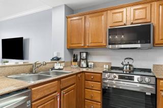 Scenic View Condo Near Disney - Orlando - 2