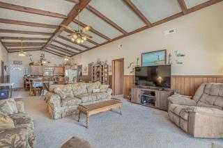 Family Loafers Lodge - Channel Home - 3