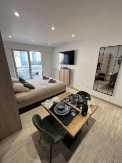 Superbe Studio avec balcon Rue d’Antibes - 4