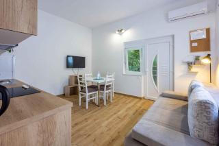 Apartments in Novi Vinodolski 42648 - 8