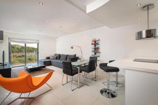 Mellieha Bay Designer Apartment By Homely - Mellieħa - 9