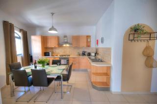 St Julians Lovely 3 Bedrooms By Homely - St Julian's - 9