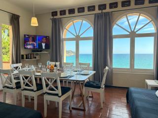 Apartamento con jardín a 11 metros de la playa. SE. - Palamós - 3