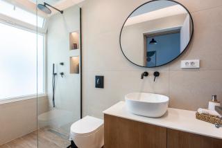 Spacious & Luxe 3BR Downtown 1min to Beach - Kos - 7