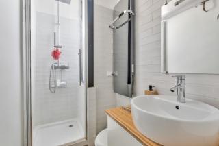 Apartment near Grands Boulevards - París - 1