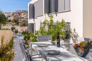 Golden Beach Luxury Villa - Sevid - 2