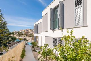 Golden Beach Luxury Villa - Sevid - 1