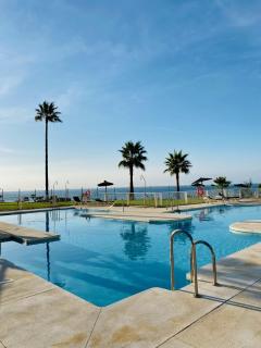 Sunshine beach front complex, WiFi, modern - Casares - 7