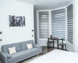 Aylesbury Apartment 1 with free parking - Buckinghamshire - 0