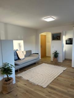 Schöne 1-Zimmer Wohnung am Bahnhof 2 Parkplätze - 7