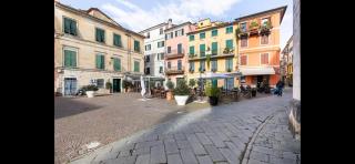 COCOON, Iconic Design in Historic Center & Breakfast - Sarzana - 7