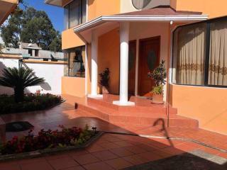 Apartamento Tranquilo y Espacioso cerca de Quito - Sangolquí - 3