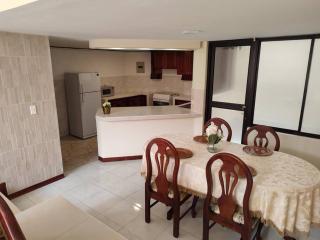 Apartamento Tranquilo y Espacioso cerca de Quito - Sangolquí - 1