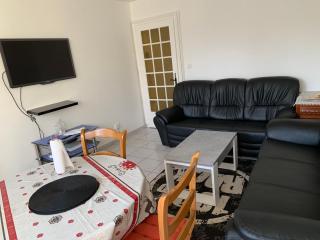 Chaleureux logement familial jusqu'à 6 personnes - Annemasse - 6