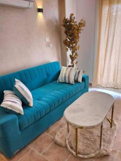 شاليه مميز يطل عالبسين والبحر للعائلات فقط اسره - 0