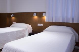 Hostal Nova Barcelona - Barcelona - 9