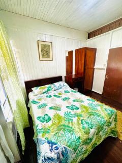 SMITH'S BNB ROOMS - 8