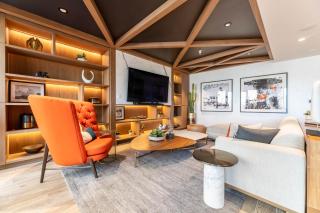 Luxury Hollywood Home - Pool/Gym/Parking - Los Angeles - 2