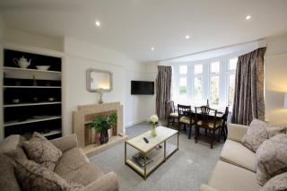 Thornton House Apartments, Cambridge - FREE On-site Parking - Girton - 4