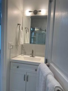 Garden Studio:Quiet, 3 min from I-5 - Lake Oswego - 4