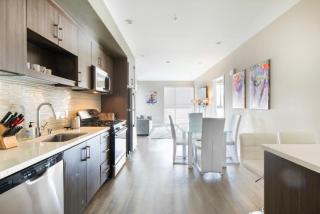 New 2 Bedroom Modern Luxury Views WeHo sm - Los Angeles - 9