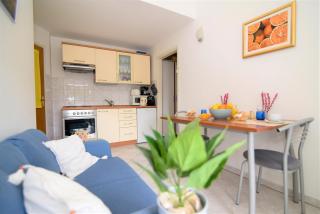 Beach Neighbor By Ivcic Apartments - Novigrad Dalmatia - 2