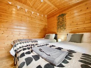 Magnolia Lodge-Uk46280 - Camerton - 2