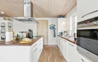 Awesome Home In Gilleleje With Kitchen - Gilleleje - 3