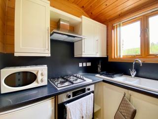 Apple-Uk46285 - Camerton - 6