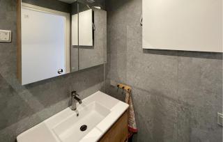 2 Bedroom Lovely Home In Spier - 4