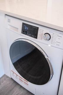 Ll212 - Parking, Laundry, Balcony, Fast Wi-fi! - São Petersburgo - 1