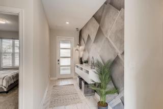 871 DS - Exquisite 5BR Retreat with Pool - 3