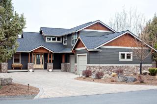 West Ridge Craftsman with Amazing Views - Redmond - 0