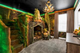 Luxury Lake View 9 BR Villa With Games Room home - Kissimmee - 8