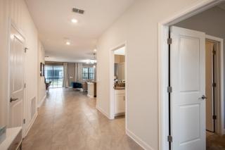 Spacious Family 7 Bed Pool Home and Game Room home - Kissimmee - 8