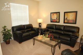 Beautiful Renovated 6 Bed Pool Home home - Kissimmee - 9