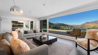 Lordens Penthouse- Hot Tub- BBQ- Gas Fire - Queenstown - 9