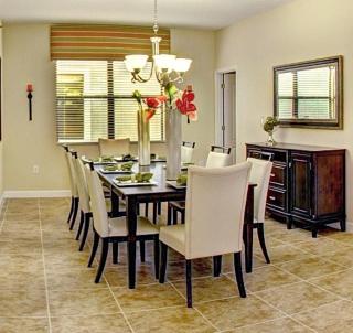 Cozy Pool 4 Bed Home with Spa home - Davenport - 7