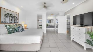 Lagoon Beachfront Lodge 206 on Hamilton Island by HamoRent - Hamilton Island - 1