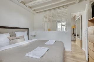 Tranquil Heaven up to 4 guests - Heart of Paris 07 - París - 3