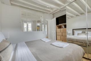 Tranquil Heaven up to 4 guests - Heart of Paris 07 - París - 4