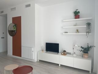 Lichtrijk appartement 400m van de zee met zwembad. - 8
